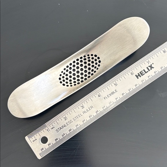 Joseph Joseph Garlic Rocker - Picture 3 of 3